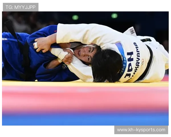 德国女子78公斤级柔道选手在比赛中获得第十一名，德国柔道教练激励爱徒